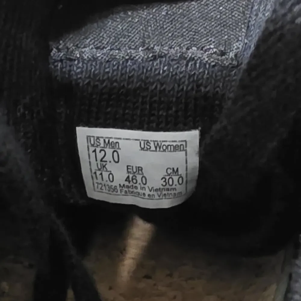 Vans Ultrarange VR3 Men's Athletic Skate Shoes Sneakers Size 12 Black